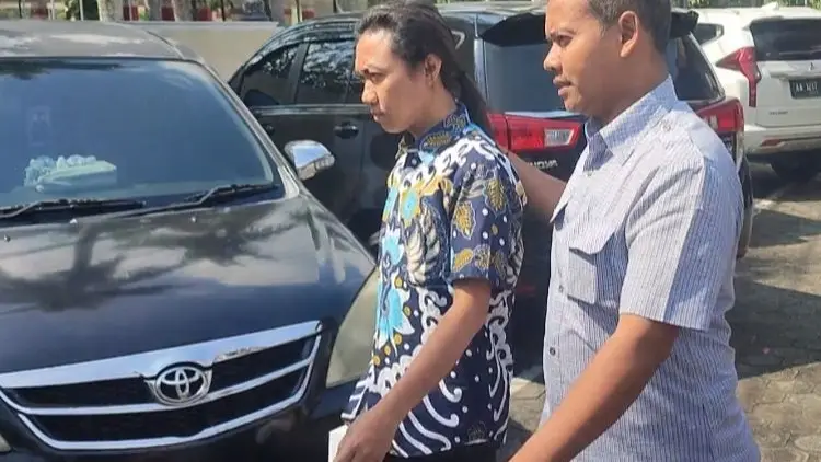 Siber Bareskrim Usut Video AI Umrah ke Candi Borobudur