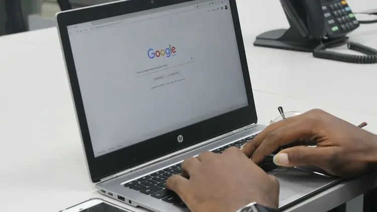 Internet Lambat? Cek Kecepatannya di Google, Begini Caranya
