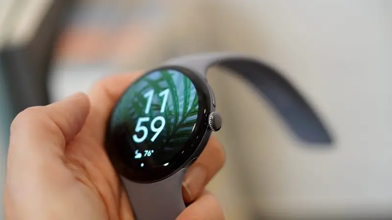 Google Klarifikasi Kebingungan Terkait Pembaruan Wear OS 6.1