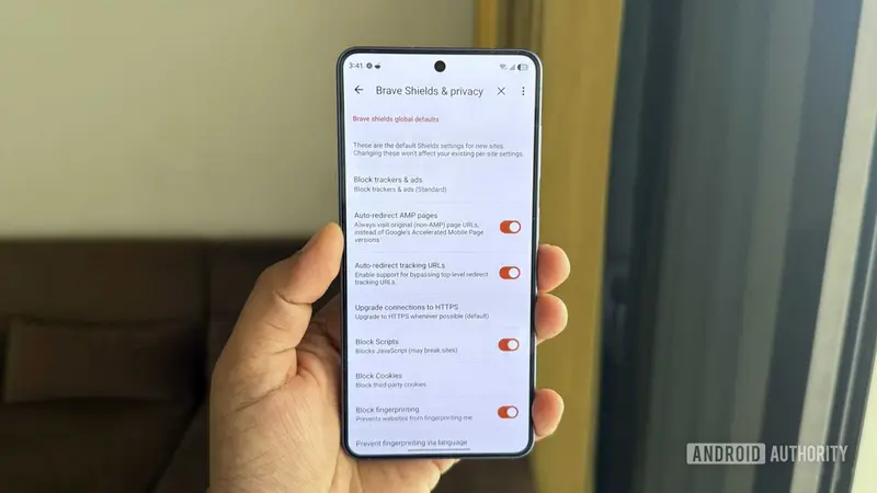 Aplikasi Privasi yang Patut Dihindari di Era Digital Saat Ini