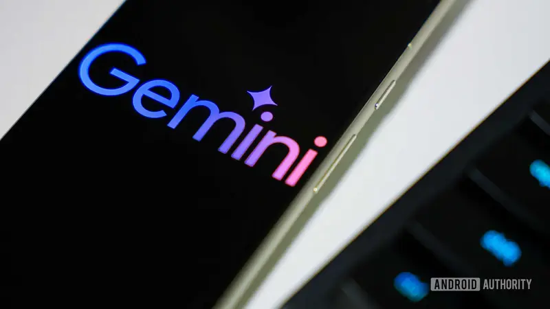 Google Gemini Overlay Introduces Minimize Feature for Better Multitasking