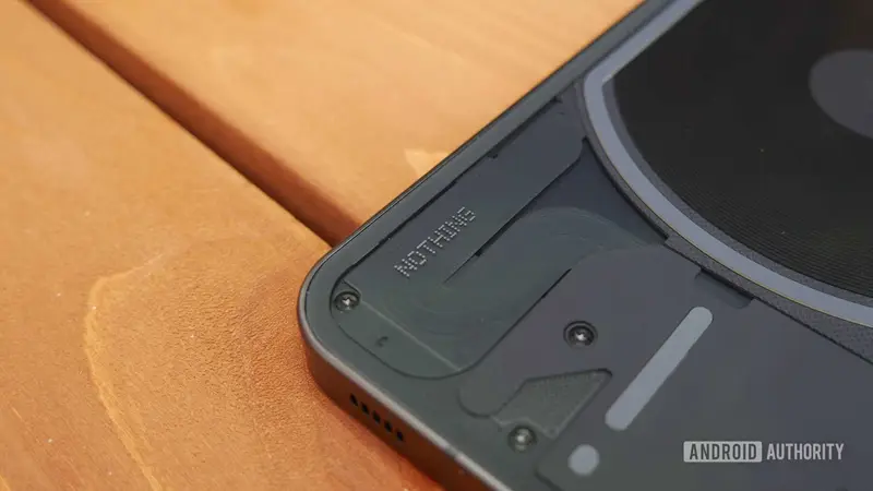 Nothing Tantang Apple dengan Strategi Cerdas Carl Pei untuk Pengguna iPhone