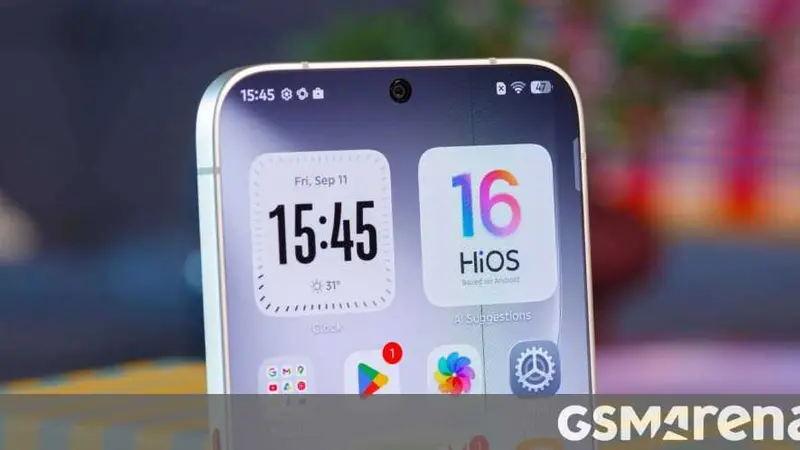 Tampilan Terbaru Ponsel Konsep Tecno Camon Slim Tanpa Bezel