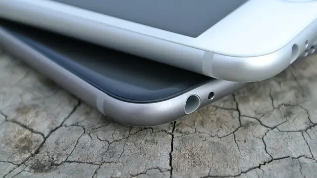 5 Hal Yang Membedakan Iphone Asli atau Palsu