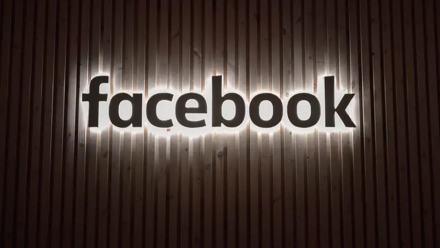 Beginilah Cara Mengaktifkan Dark Mode Pada Aplikasi Facebook Lite