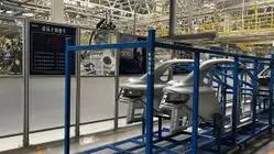 Kunjungi Pabrik Geely di China: Banyak Pakai Robot, Produksi 1 Mobil hanya 60 Detik