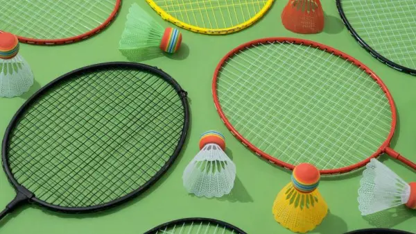Jenis Raket Badminton: Pilih yang Sesuai dengan Gaya Bermainmu!