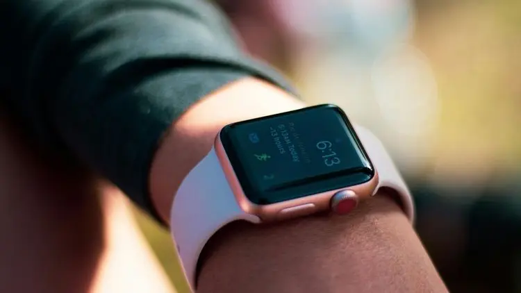 Inilah 5 Kelebihan dan Kekurangan Smartwatch yang Harus Kamu Ketahui Sebelum Beli