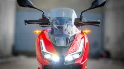 Skutik Serupa ADV160 Dapat Melaju Hingga 472 KM dengan Satu Kali Pengisian Bensin!