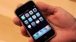 iPhone Terjual 3 Miliar Unit Sejak 2007