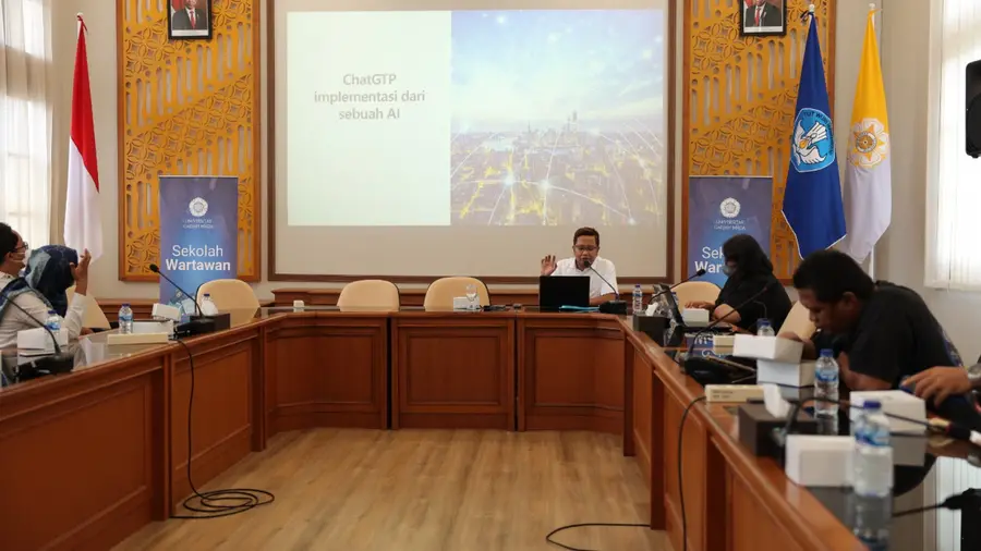 Tak Hanya Curhat, AI Juga Berdampak Ini Menurut Dosen UGM