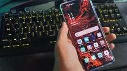 Fitur AI Pintar yang Membuat Smartphone Lebih Canggih di 2025
