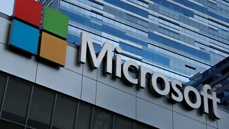 Pendapatan Microsoft Melonjak Rp 51,6 Triliun Akibat ChatGPT