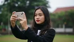 Daftar HP Kamera Zoom Periskop di Bawah 5 Juta 2025: Pengganti Mirrorless untuk Potret Jarak Jauh!