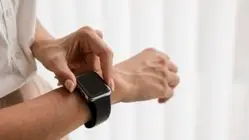 Smartband atau Smartwatch: Mana yang Lebih Cocok untuk Kebutuhan Harian?