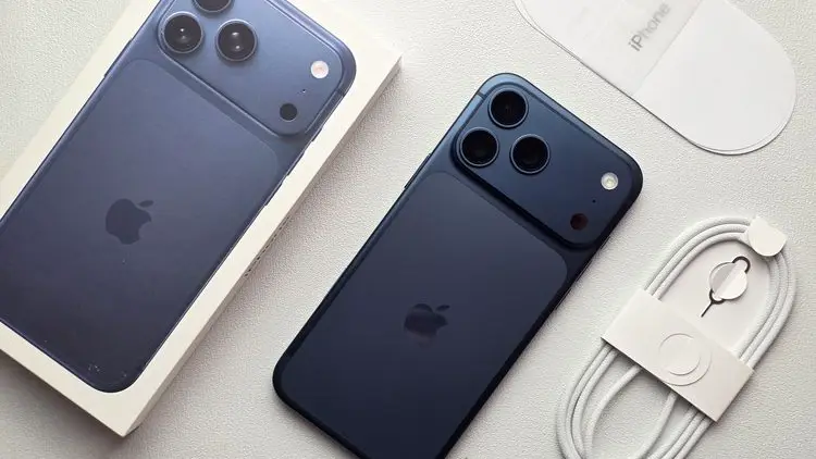 Pengguna iPhone 17 Pro Keluhkan Masalah Aneh Saat Mengisi Daya
