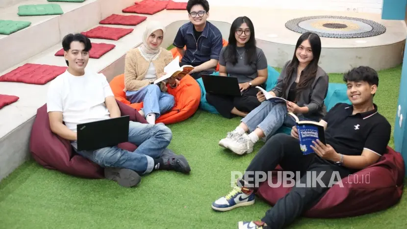 Jurusan Ini Jadi Incaran Saat Banyak Pekerjaan Hilang Akibat AI