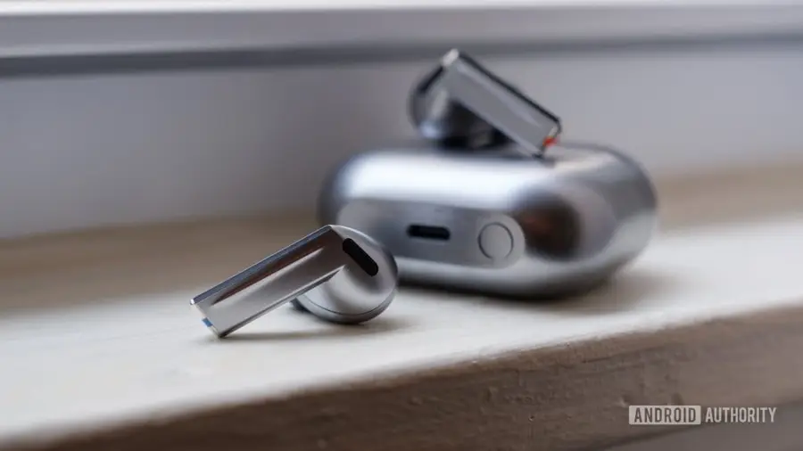 Keunggulan Fitur Perintah Suara pada Galaxy Buds