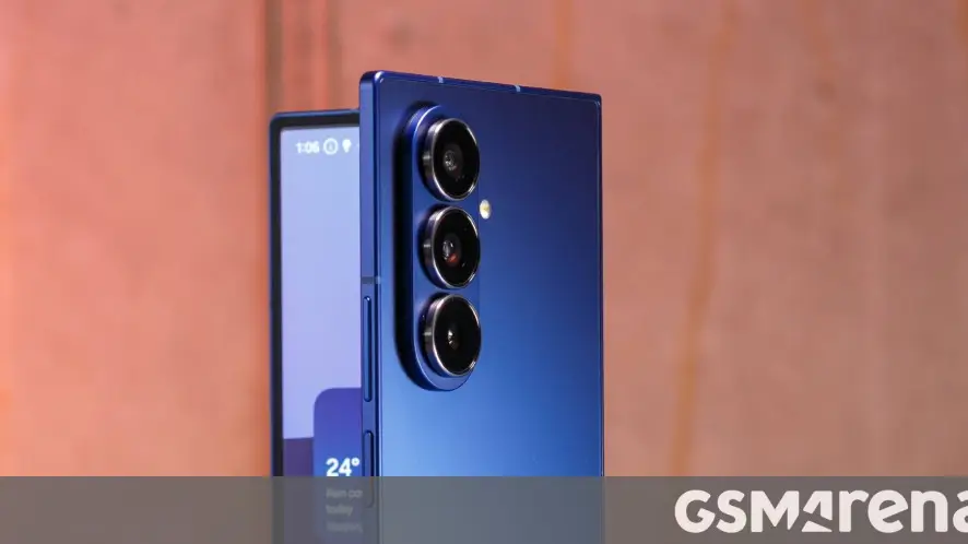 Samsung Siapkan Ponsel Lipat Baru dengan Desain Lebar