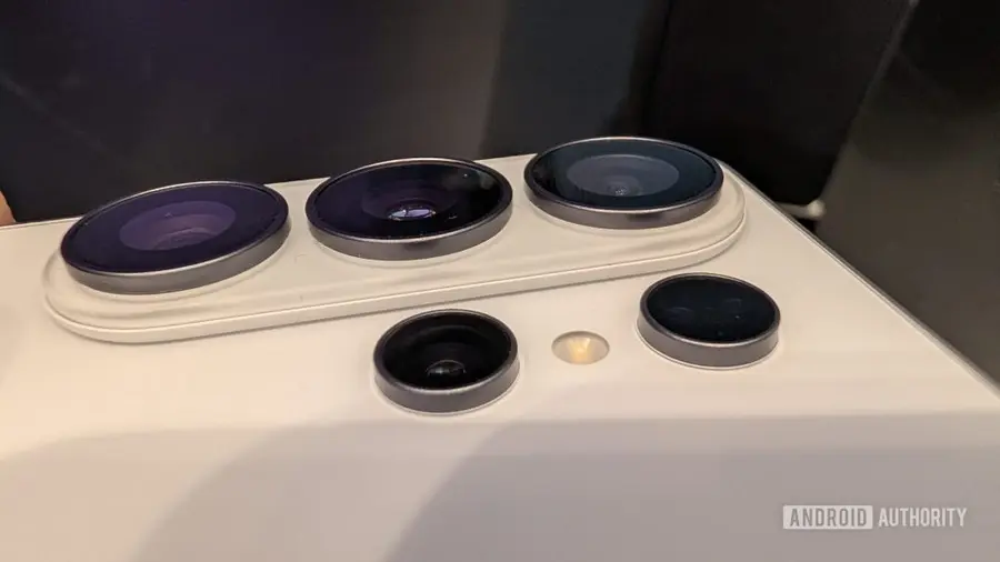 Fitur Terjemahan Waktu Nyata yang Mengagumkan di Galaxy S26