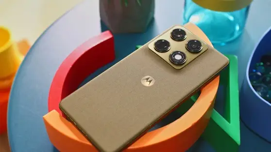 Motorola Signature Hadir dengan Desain Premium dan Fitur Unggulan