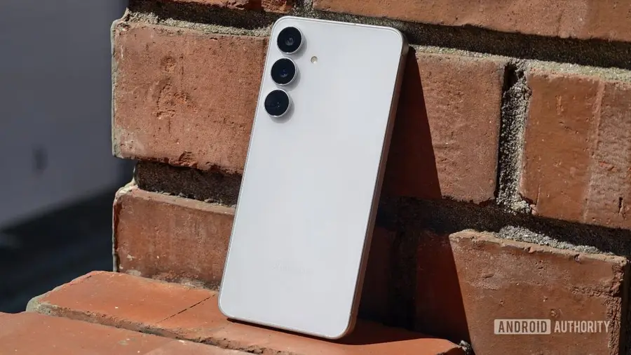 Samsung Galaxy S25 FE: Pilihan Cerdas Menjelang Peluncuran Galaxy S26