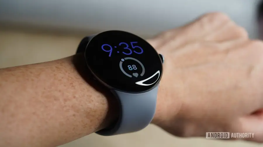 Google Luncurkan Fitur Calling Cards untuk Pixel Watch yang Menarik