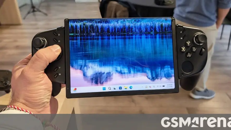 Lenovo Perkenalkan Laptop Gaming Lipat Inovatif di MWC 2026
