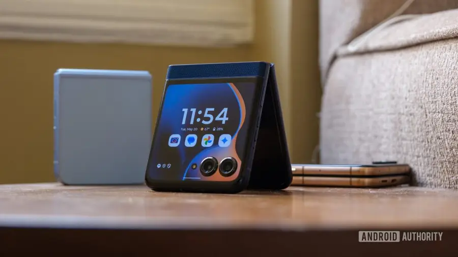 Motorola Razr 2026 Hadir dengan Desain dan Warna Menarik Baru
