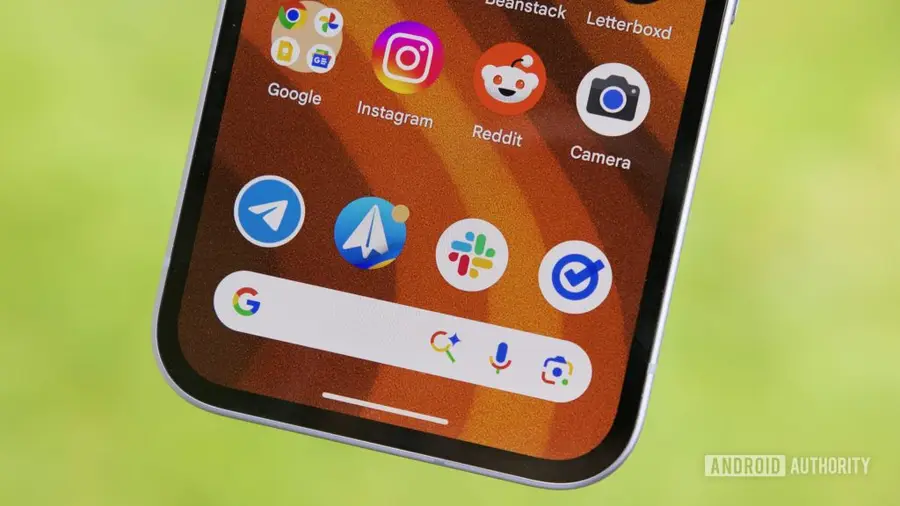 Perubahan Desain Bilah Pencarian Google di Perangkat Pixel Mengundang Pertanyaan