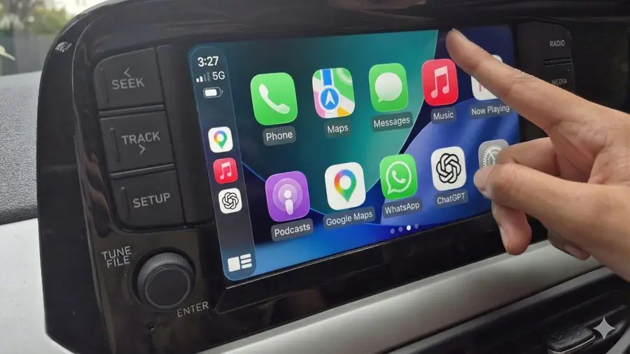 ChatGPT Kini Tersedia di Apple CarPlay, Android Auto Masih Tertinggal