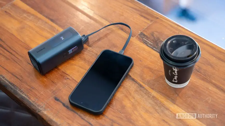 Peraturan Baru Power Bank di Pesawat untuk Keamanan Penerbangan
