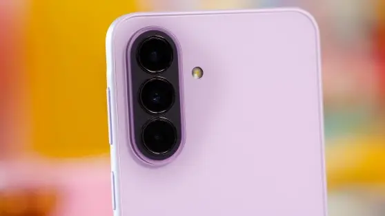 Samsung Galaxy A37: Apakah Layak Dibeli di Kelas Menengah?