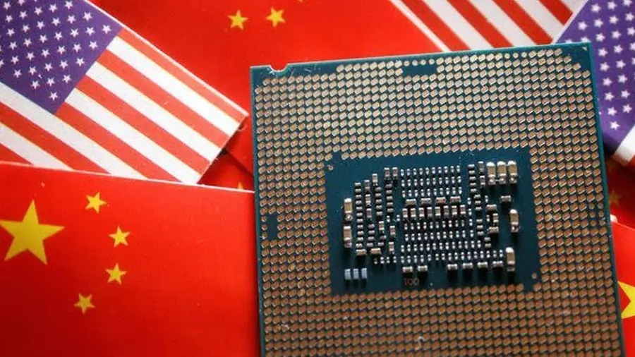 China Pertimbangkan Pembatasan Ekspor Teknologi Chip dan AI