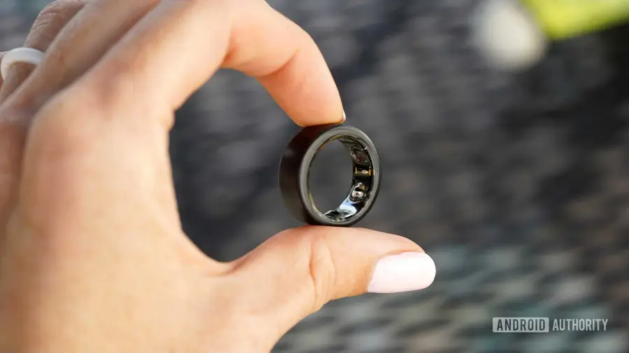 Innovative Smart Ring Measures Glucose Through Sweat Analysis