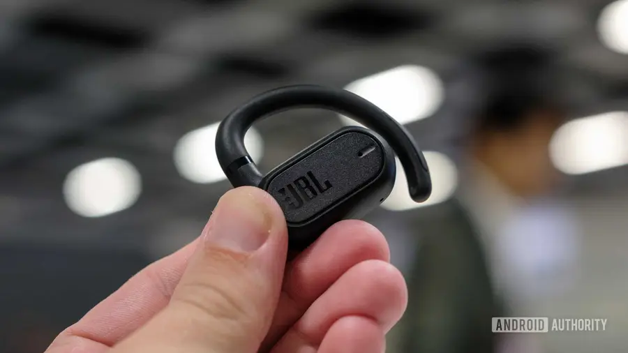 Diskon JBL Soundgear Sense, Earbuds Terbuka Menarik Perhatian