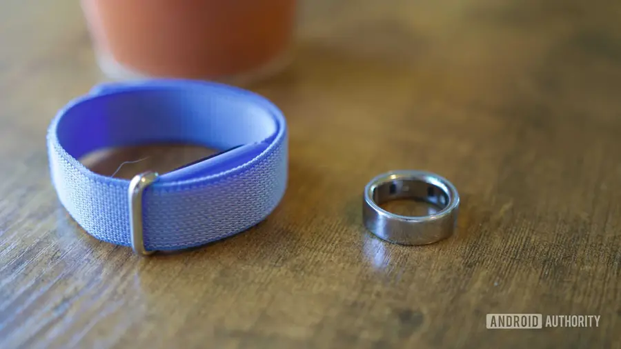 Fitbit Air Well Received, But Smart Rings Still Anticipated