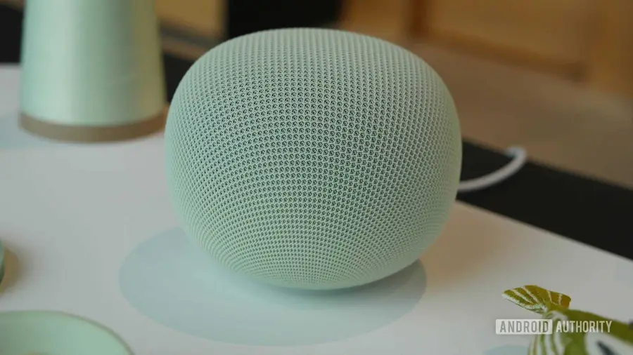 Google Home Speaker Appears Early, Here Are Users' First Impressions