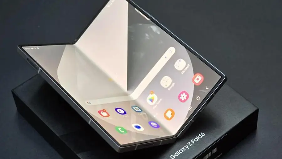 Inovasi Kamera Bawah Layar di iPhone dan Samsung