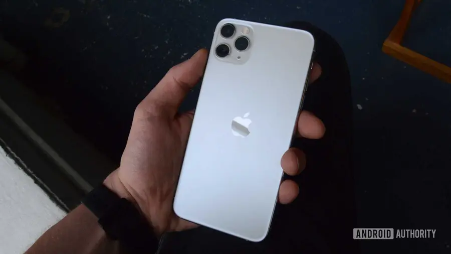 Kerentanan Baru pada iPhone Tua Terbongkar, Waspadai Eksploit USB Ini