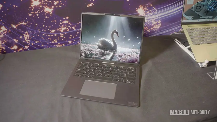 Lenovo Perkenalkan Laptop Unik dengan Layar Dapat Diperluas