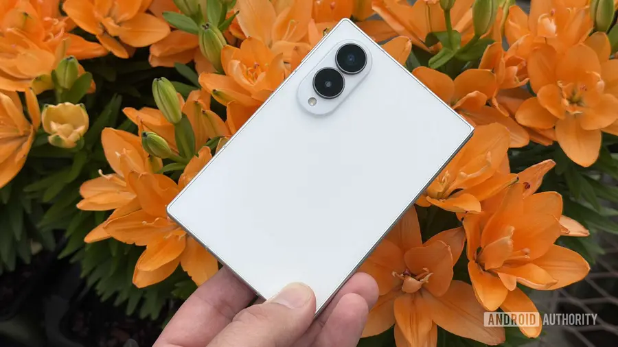 Mengapa Galaxy Z Fold 8 Sulit untuk Dilepaskan