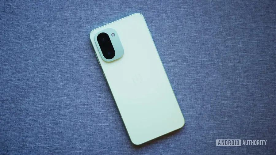 OnePlus Luncurkan Varian 15R Baru dengan RAM 16GB untuk Pengguna Intensif