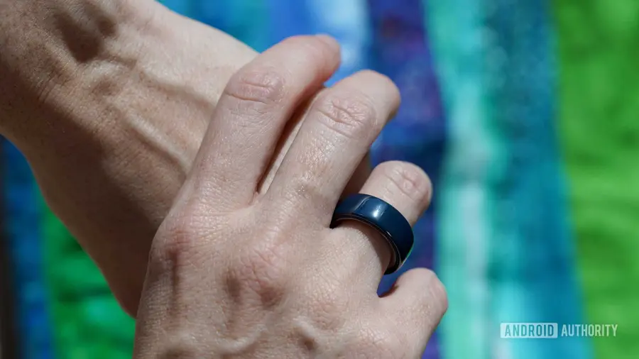 Oura Ring 4: Smart Health Monitoring Ring with Elegant Design