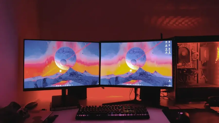 Panduan Memilih Monitor: Dual atau Tunggal yang Terbaik?