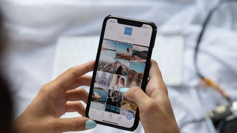 France to Block Social Media Access for Kids Under 15