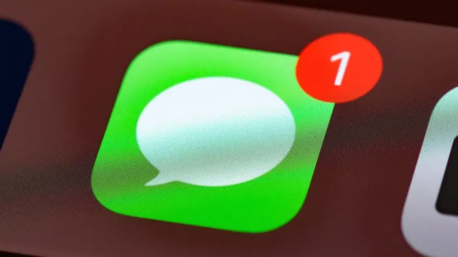 Tips Aman Menjual iPhone Agar Data Pribadi Tidak Bocor