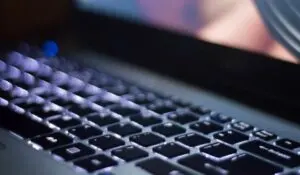 Cara Mematikan Lampu Keyboard Laptop HP
