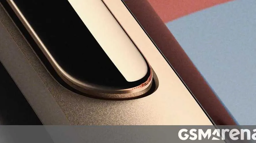Google Teases Fitbit Edge with Launch Date Announcement
