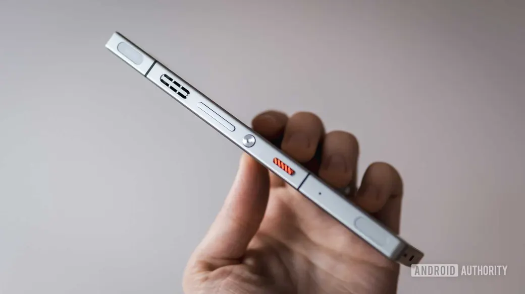 The Pros and Cons of Smartphone Cooling Fans